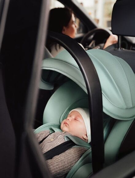 britax-romer-baby-safe-pro-baza-isofix-galaxy-black-2