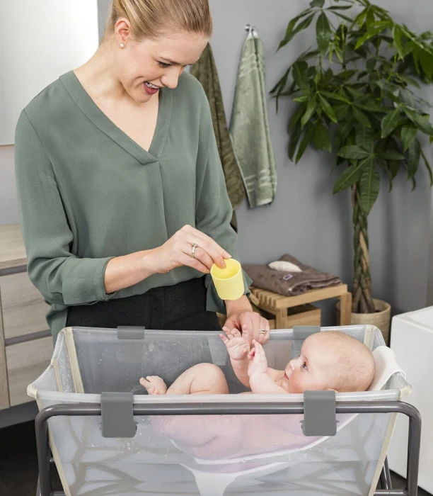 Stokke Flexi Bath_Sandy beige_NewbornSupp_onStand_181213-1440 new-21.webp