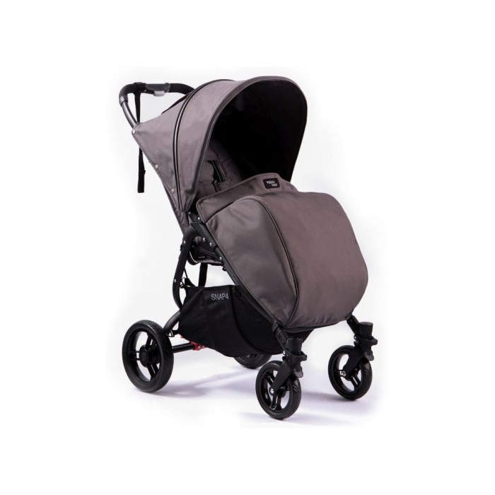 VALCO BABY SNAP 4 z nałożonym ocieplaczem na nóżki