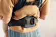 pol_pl_BABYBJORN-nosidelko-Harmony-3D-Mesh-Granatowy-9538_11.jpg