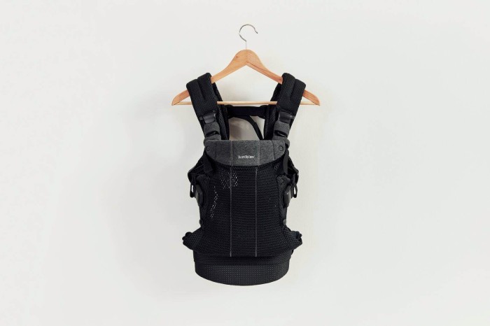 pol_pl_BABYBJORN-nosidelko-Harmony-3D-Mesh-Czarny-30848_38.jpg