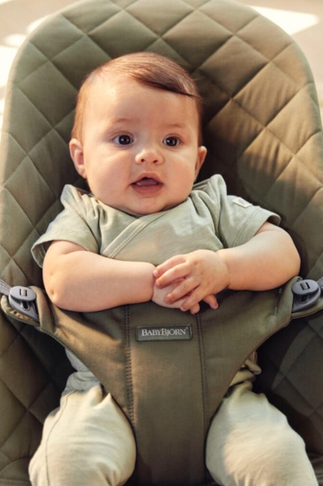 pol_pl_BABYBJORN-lezaczek-BLISS-Woven-Ciemnozielony-32899_6.jpg