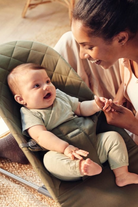 pol_pl_BABYBJORN-lezaczek-BLISS-Woven-Ciemnozielony-32899_7.jpg