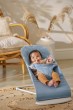 pol_pl_BABYBJORN-lezaczek-BLISS-Woven-Petal-Quilt-Niebieski-34008_3.jpg
