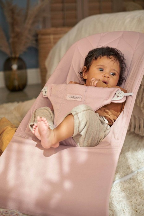 pol_pl_BABYBJORN-lezaczek-BLISS-Woven-Petal-Quilt-Zgaszony-roz-33747_7.jpg