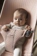 pol_pl_BABYBJORN-lezaczek-BLISS-MESH-Perlowy-Rozowy-6367_3.jpg