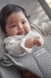 pol_pl_BABYBJORN-lezaczek-BLISS-MESH-Szary-7822_4.jpg