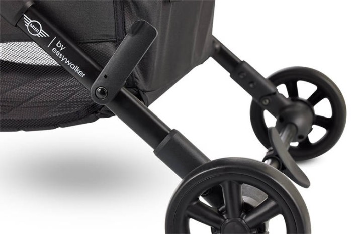 pol_pl_MINI-by-Easywalker-Buggy-TURN-Kompaktowy-wozek-spacerowy-z-obrotowym-siedziskiem-360-Soho-Grey-z-oslona-przeciwdeszczowa-w-zestawie-9037_20.jpg