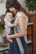 pol_pl_BABYBJORN-MINI-3D-Mesh-nosidelko-Szary-7825_2.jpg