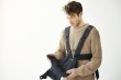 pol_pl_BABYBJORN-MINI-3D-Mesh-nosidelko-Ciemny-Niebieski-6371_4.jpg