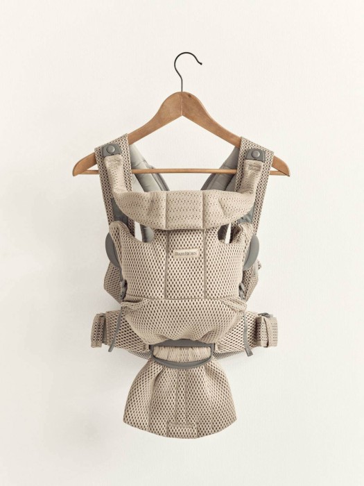pol_pl_BABYBJORN-MOVE-3D-Mesh-nosidelko-Szary-Bez-10020_29.jpg