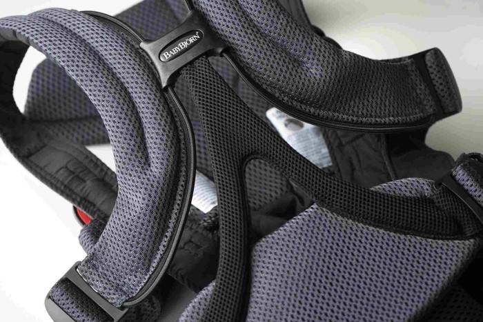 pol_pl_BABYBJORN-MOVE-3D-Mesh-nosidelko-Antracyt-7356_9.jpg