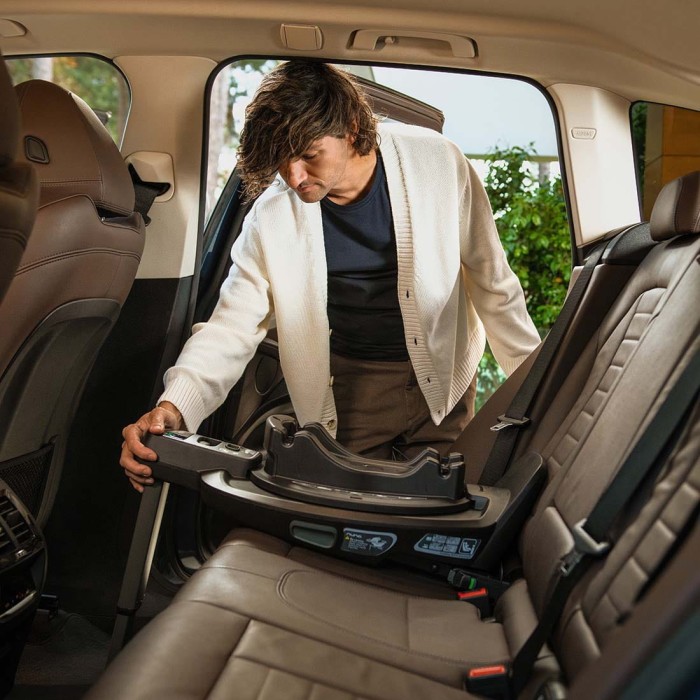 nuna-arra-flex-base-curv-2