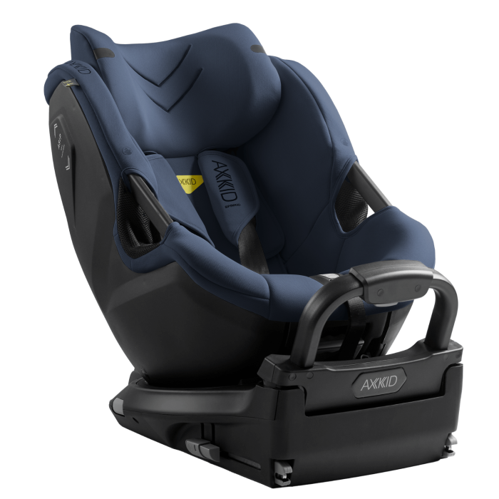 Axkid Spinkid 2 bez wkładek z podniesionym zagłówkiem.png