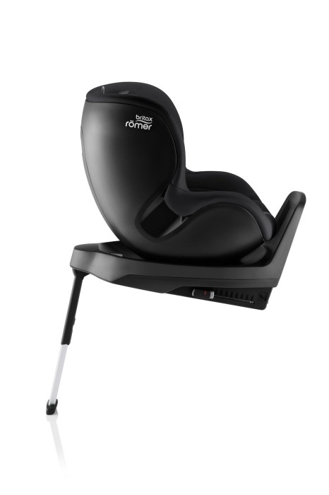 Britax Römer Dualfix M Plus Carbon Black – tyłem do kierunku jazdy (RWF), ustawienie w pozycji wyprostowanej.
