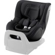 Britax Römer Dualfix 5Z Onyx Black – widok z wkładką Comfort Insert, fotelik obrotowy 360° w kolorze głębokiej czerni, zaprezentowany na białym tle z wyszarzoną bazą.