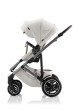 Britax Römer Smile 5Z Soft Taupe – spacerówka w wersji siedziska, widok z boku, budka rozłożona