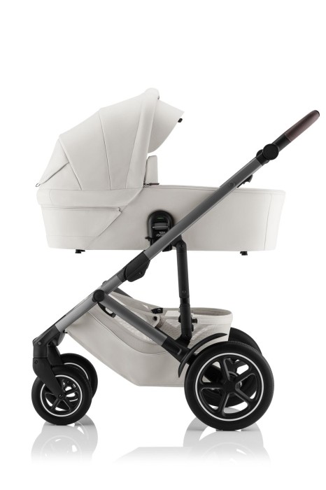 Britax Römer Smile 5Z Soft Taupe – gondola na stelażu, widok z boku