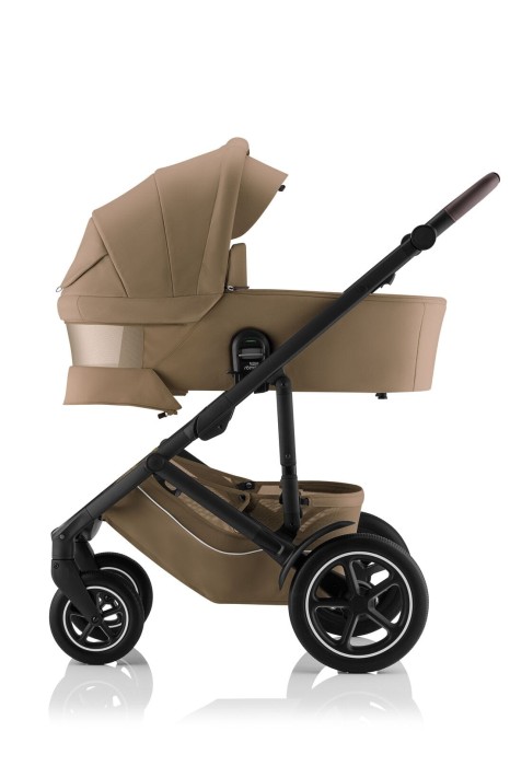 Britax Römer Smile 5Z gondola Warm Caramel – okienko wentylacyjne w budce