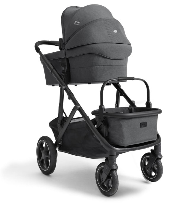 joie versiti - kolekcja signature - wózek głęboki - wersja pojedyncza z koszem zakupowym - kolor ebony - widok pod skosem