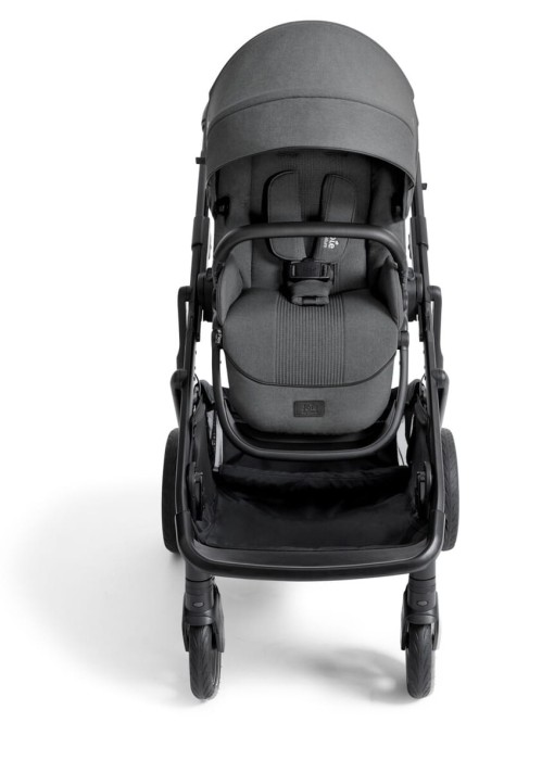 joie versiti - kolekcja signature - wózek spacerowy - wersja pojedyncza - kolor ebony - widok od przodu