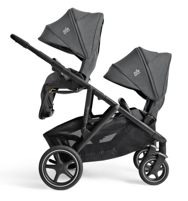 joie versiti - kolekcja signature - wózek rok po roku - dwa siedziska tyłem do kierunku jazdy - kolor ebony - widok od boku