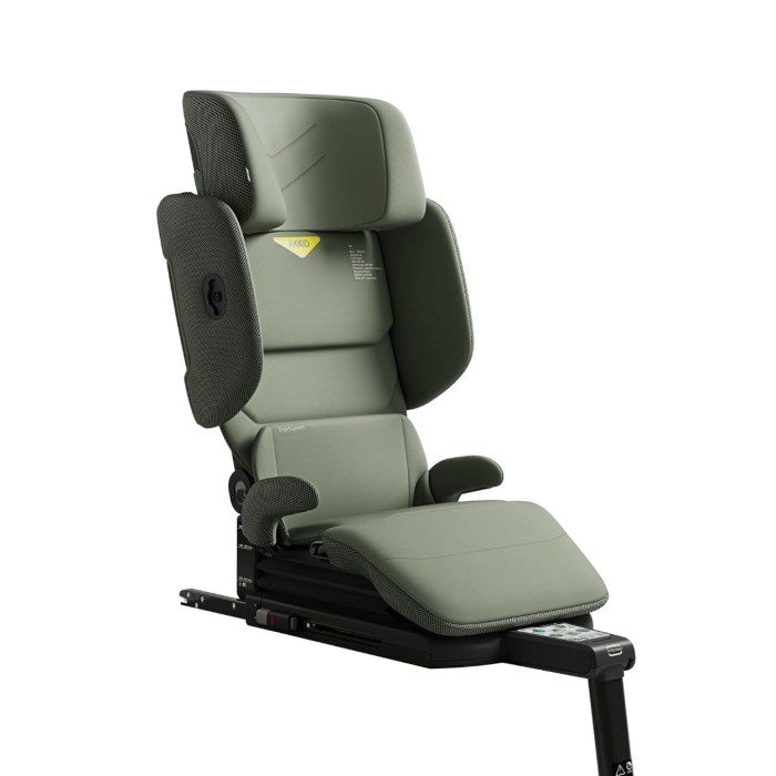 Boczny widok fotelika Axkid Up w kolorze Nordic Bloom Green. Zdjęcie podkreśla ergonomiczną konstrukcję i regulowane podparcie lędźwiowe, zapewniające komfort starszym dzieciom