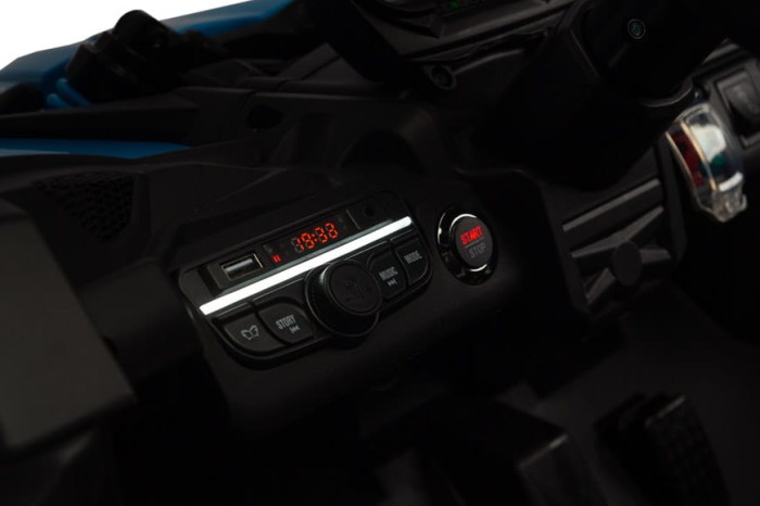 TOYZ MAVERICK - samochód na akumulator dla 4 latka  - kolor BLUE- zdjęcie kokpitu