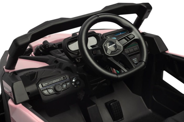 TOYZ MAVERICK -pojazd dla dziecka na akumulator  - kolor LIGHT PINK - zdjęcie kokpitu
