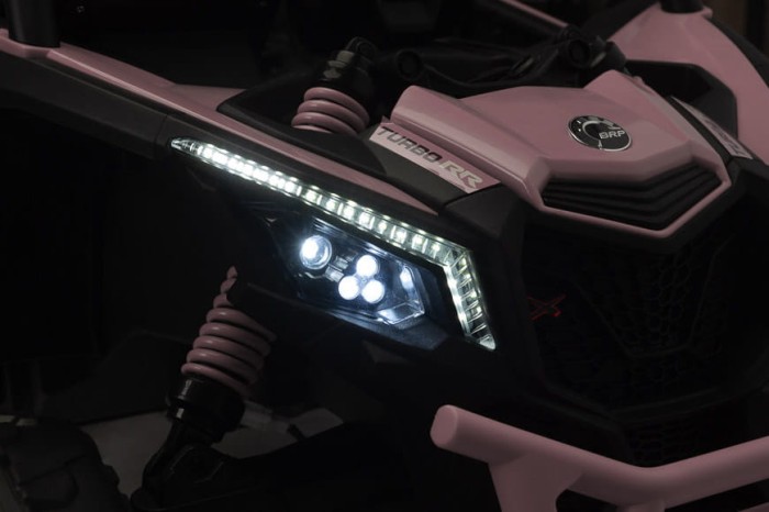 TOYZ MAVERICK -pojazd dla 3 latka  - kolor LIGHT PINK - zdjęcie przednich lamp LED