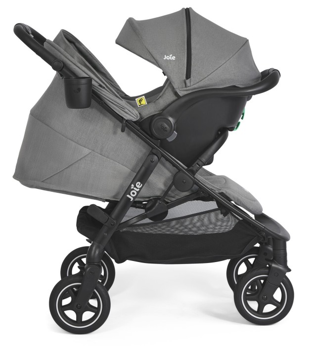 joie mydrift - wózek spacerowy z opcją obrotu wszystkich kół - oparcie na płasko - wpięty fotelik - kolor quartz (szary) - widok od boku