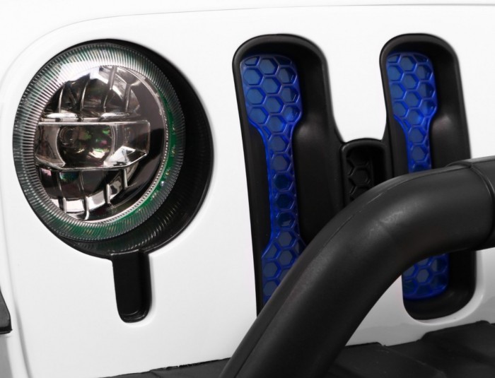 Auto terenowe AllRoad dla 2 dzieci Biały + Napęd 4x4 + Pilot-12 6828 