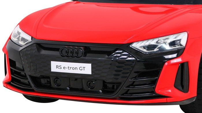 Audi RS E-Tron GT na akumulator Czerwony + Pilot + Napęd 4x4 + Radio MP3 + LED + EVA-3 6872 