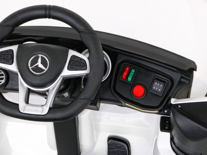 Mercedes Benz GLC63S dla dzieci, Biały SUV + Pilot + Napęd 4x4-9 7021 