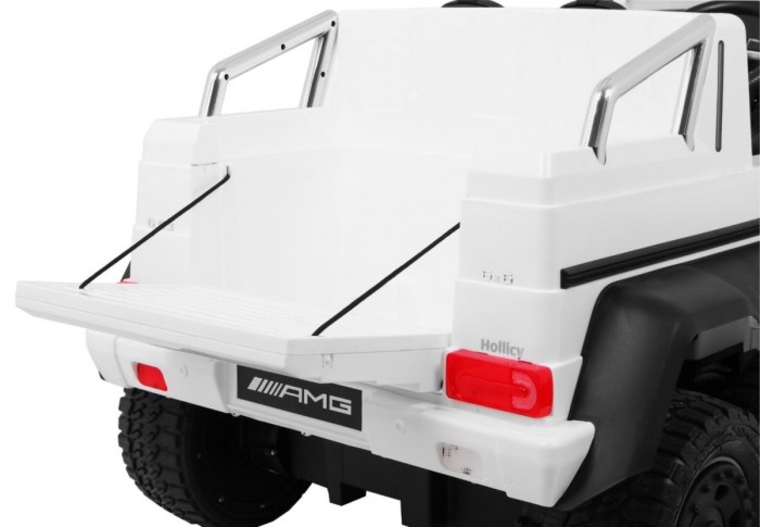 Auto Mercedes G63 6x6 MP4 dla dzieci Biały + 2 Pedały gazu + Regulacja siedzenia + MP4 + LED + Bagażnik + Kufer dla rodzica-10 7054 