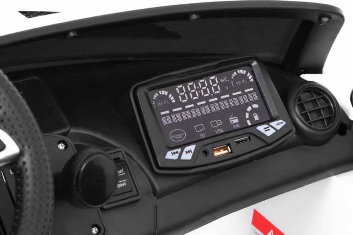 Mercedes-Benz GT R dla dzieci Lakier Biały + Napęd 4x4 + Nawiew powietrza + Pilot + EVA + MP3 LED-6 7070 