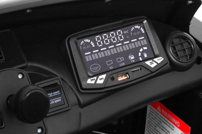 Mercedes-Benz GT R dla dzieci Lakier Czarny + Napęd 4x4 + Nawiew powietrza + Pilot + EVA + MP3 LED-8 7071 