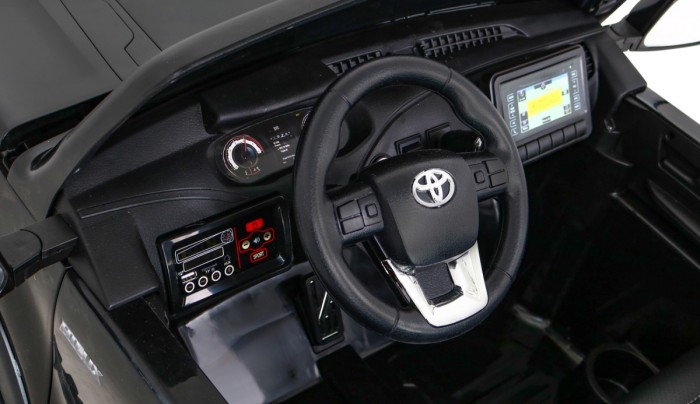 Pojazd Pickup Toyota Hilux Czarna-9 7165 