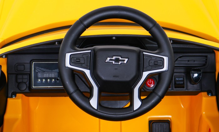 Chevrolet Tahoe - SUV -  Elektryczne Autko dla dzieci Żółte + Pilot-7 7190 