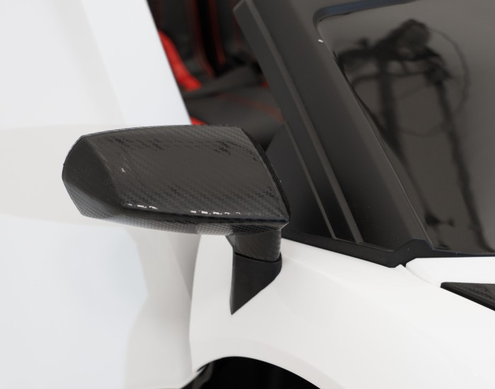 Lamborghini Aventador SV na akumulator dla 2 dzieci Biały + Silnik bezszczotkowy + Pompowane koła + Audio LED-13 7253 