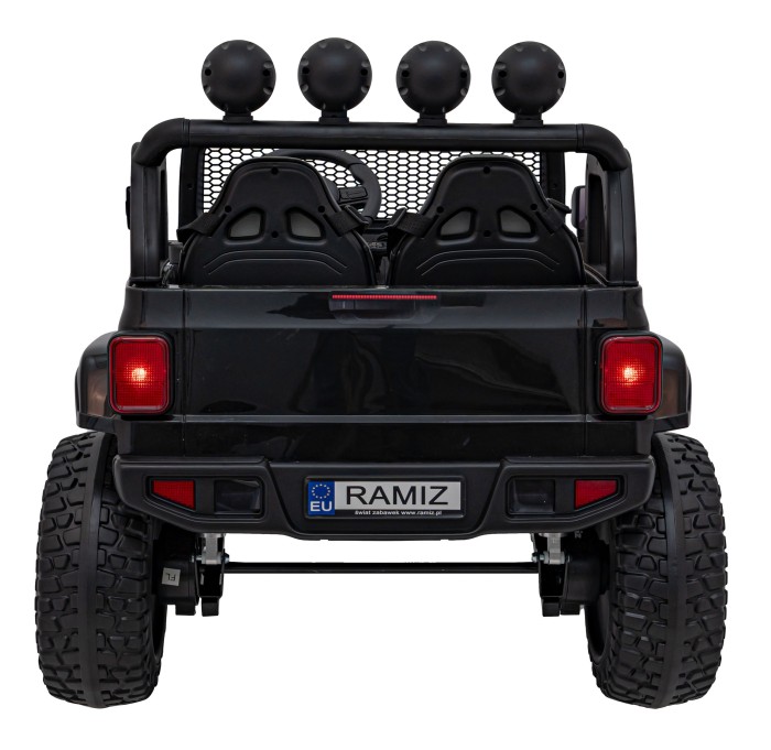 Auto terenowe OFF-ROAD 3.0 dla dzieci Czarny + Pilot + Wolny Start + Pasy + Audio LED-6 7290 