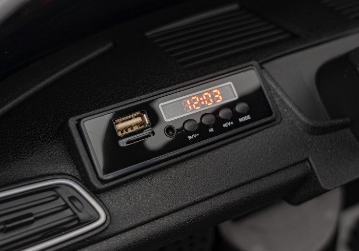 Maserati Ghibli na akumulator dla dzieci Czarny + Pilot + EVA + Wolny Start + LED Audio-14 7291 