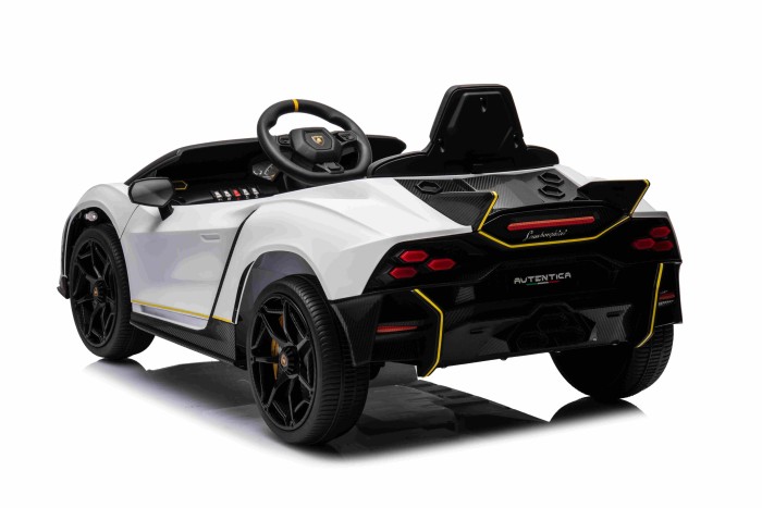 Pojazd Lamborghini Invencible Biały-5 7305 