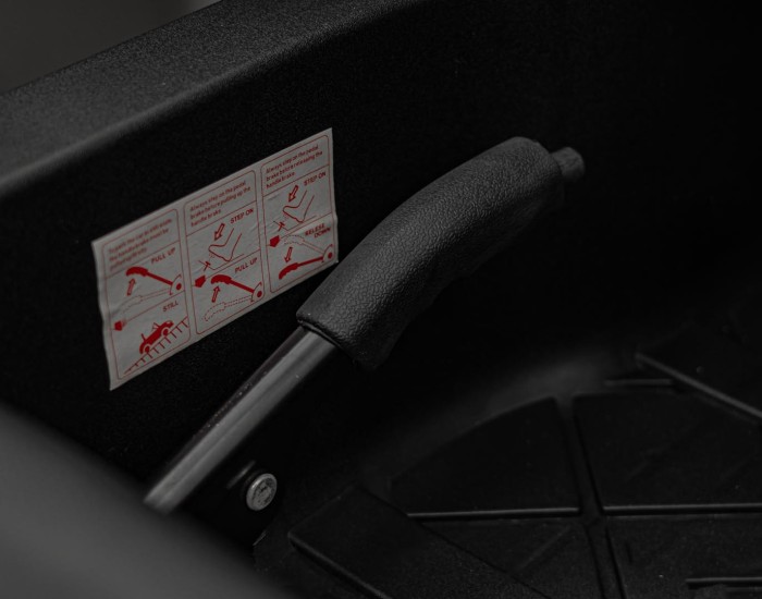 Pojazd Audi Spyder R8 LIFT Czarny-47 7347 