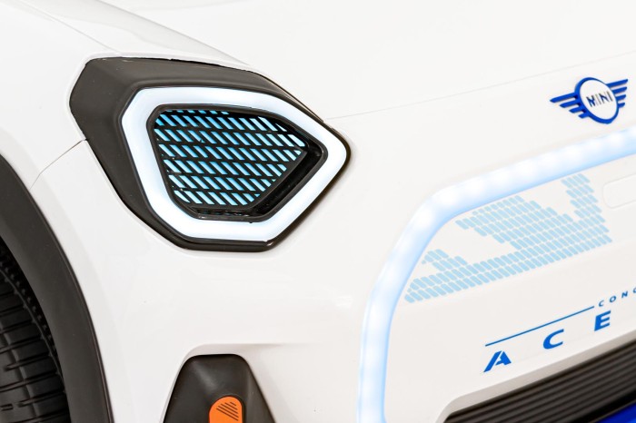 Pojazd Mini Concept Aceman Biały crossover-16 7382 