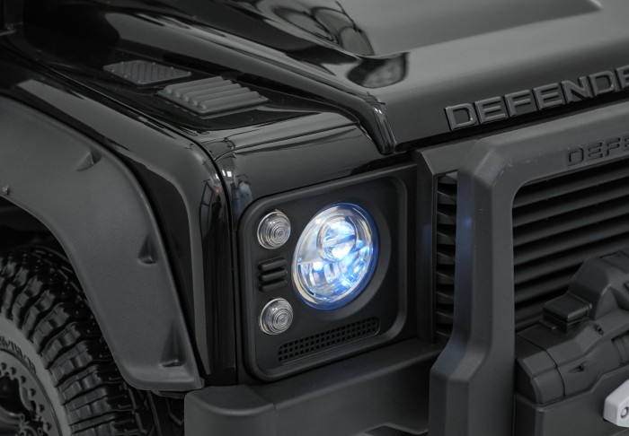 Pojazd Land Rover Defender 110 SVX Concept Czarny-17 7411 