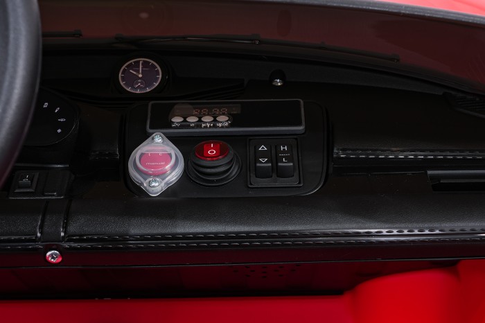 Pojazd Porsche Taycan Turbo S Czerwony-16 7434 