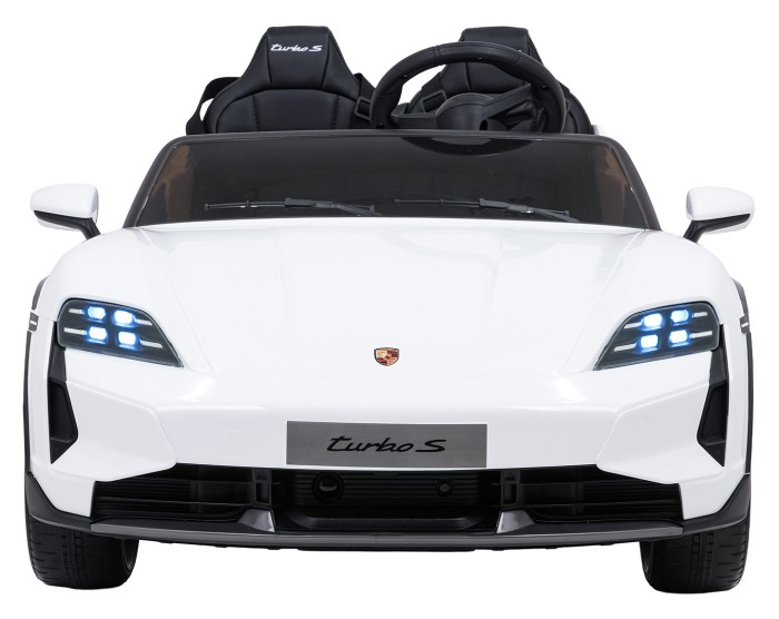 Pojazd Porsche Taycan Turbo S Biały