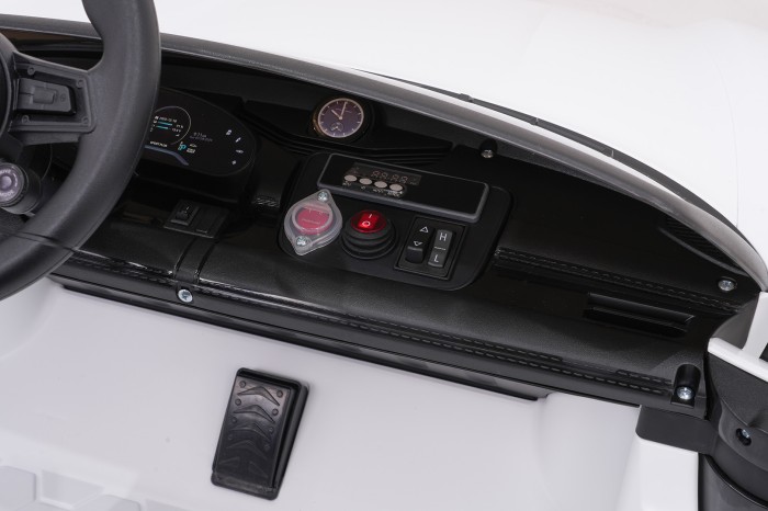 Pojazd Porsche Taycan Turbo S Biały-17 7439 