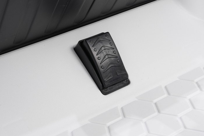 Pojazd Porsche Taycan Turbo S Biały-18 7439 